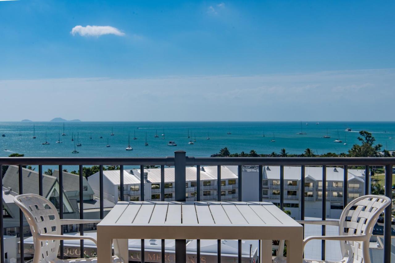 Ocean View 16A Studio Pool & Spa Wi-Fi Airlie Beach Kültér fotó