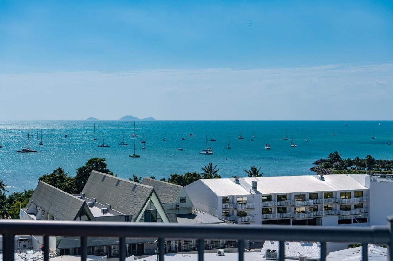 Ocean View 16A Studio Pool & Spa Wi-Fi Airlie Beach Kültér fotó